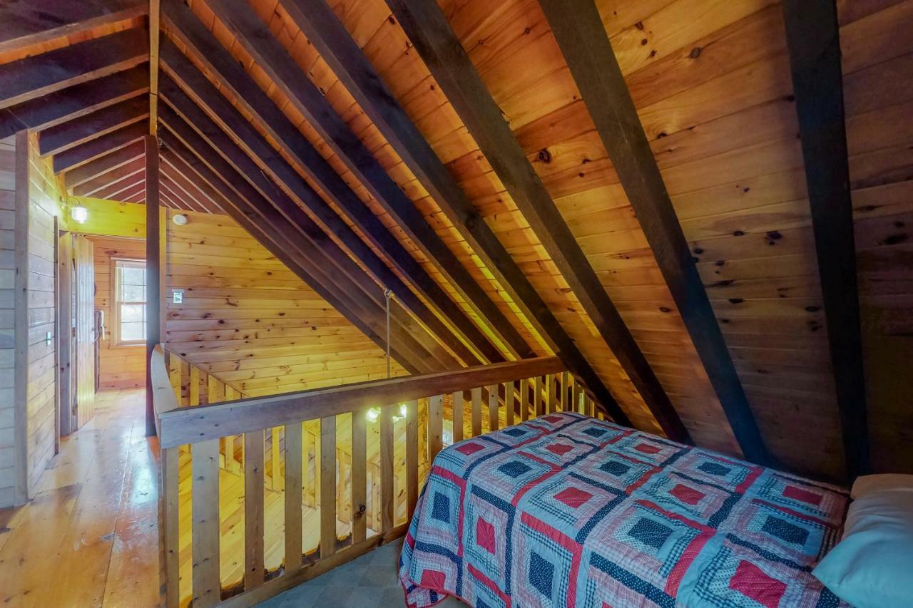 Loon Landing Lodge กรีนวิลล์ ภายนอก รูปภาพ